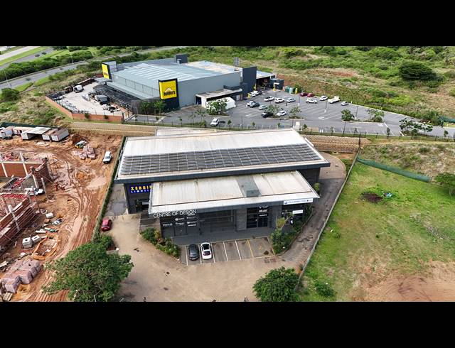 1,640M² SHOWROOM TO LET IN BALLITO DISTRICT